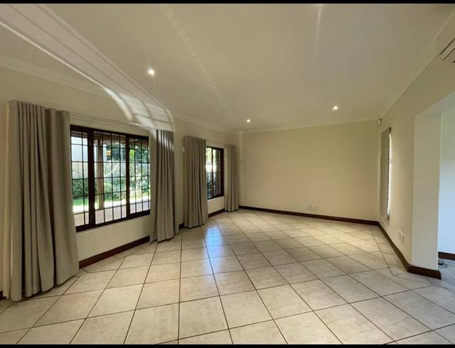 4 BEDROOM HOUSE FOR SALE IN MENLO PARK